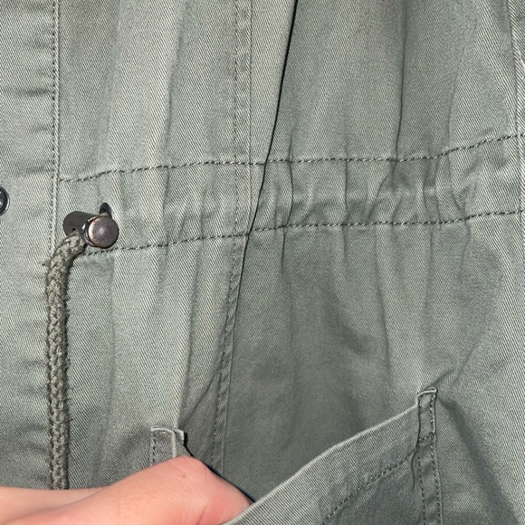 Forever 21 Jacket - Picture 4 of 6